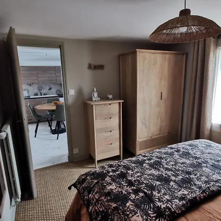 - D'hôtes La Belle Hélène Сasa de vacaciones Bressuire