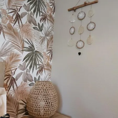 - D'hotes La Belle Helene Bressuire